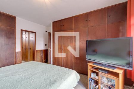 Casa à venda com 3 quartos, 255m² em Brooklin, São Paulo