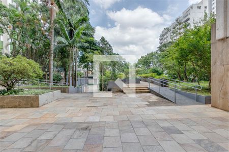 Apartamento para alugar com 3 quartos, 154m² em Santo Amaro, São Paulo