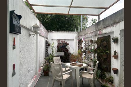 Casa à venda com 3 quartos, 238m² em Jardim Santo Amaro, São Paulo