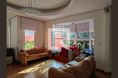 Sala de casa à venda com 3 quartos, 248m² em Paraíso, São Paulo