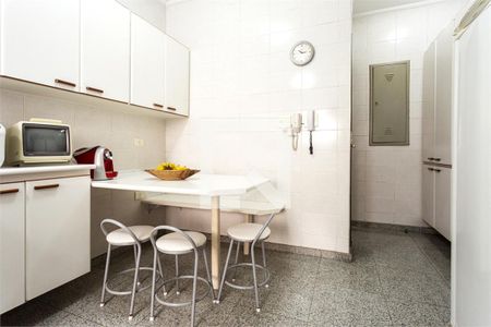 Apartamento à venda com 4 quartos, 175m² em Jardim Prudência, São Paulo