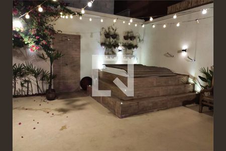 Casa à venda com 4 quartos, 272m² em Brooklin, São Paulo