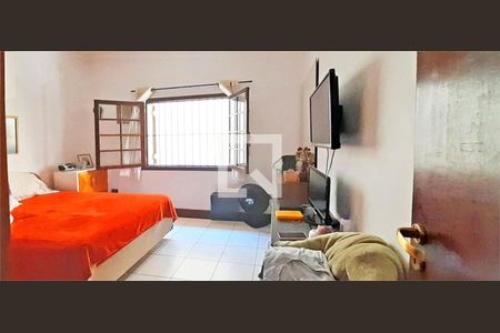 Casa à venda com 4 quartos, 230m² em Moema, São Paulo