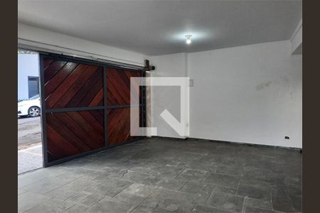 Casa à venda com 3 quartos, 220m² em Jardim Marajoara, São Paulo
