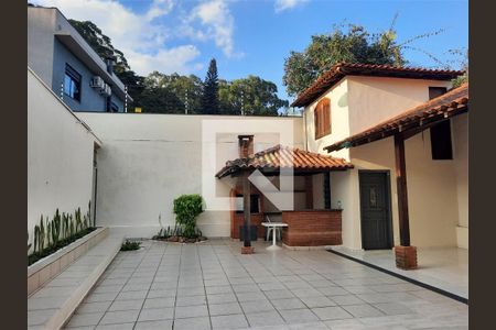 Casa à venda com 3 quartos, 220m² em Jardim Marajoara, São Paulo
