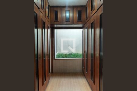 Casa à venda com 3 quartos, 220m² em Jardim Marajoara, São Paulo