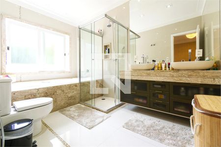 Casa à venda com 4 quartos, 462m² em Interlagos, São Paulo