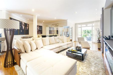 Casa à venda com 4 quartos, 462m² em Interlagos, São Paulo