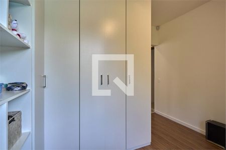 Casa à venda com 4 quartos, 279m² em Jardim Marajoara, São Paulo