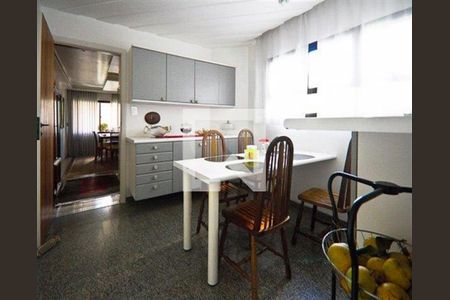 Apartamento à venda com 3 quartos, 200m² em Jardim Paulista, São Paulo
