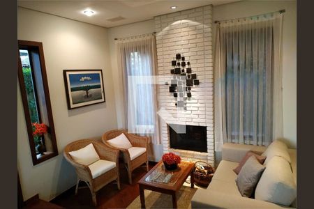 Casa à venda com 3 quartos, 279m² em Interlagos, São Paulo