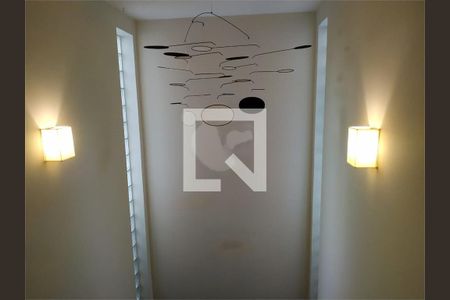 Casa à venda com 3 quartos, 279m² em Interlagos, São Paulo