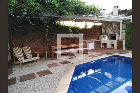 Casa à venda com 3 quartos, 279m² em Interlagos, São Paulo