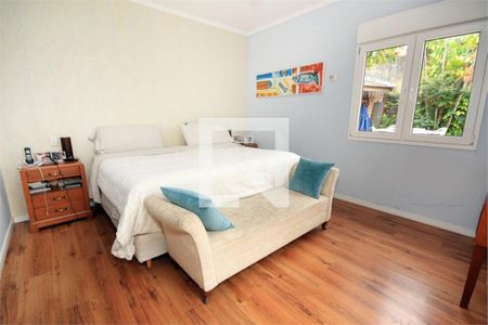 Casa à venda com 4 quartos, 392m² em Interlagos, São Paulo