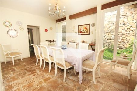 Casa à venda com 4 quartos, 392m² em Interlagos, São Paulo