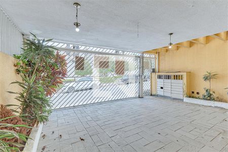 Casa à venda com 3 quartos, 140m² em Santo Amaro, São Paulo