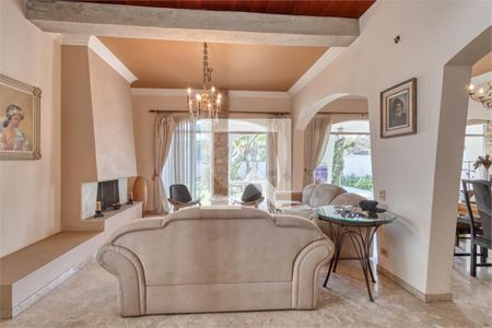 Casa à venda com 5 quartos, 452m² em Interlagos, São Paulo