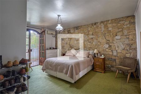 Casa à venda com 3 quartos, 480m² em Vila Anhanguera, São Paulo