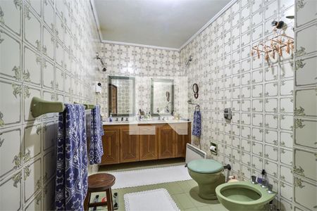 Casa à venda com 3 quartos, 480m² em Vila Anhanguera, São Paulo