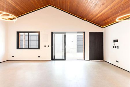 Casa à venda com 3 quartos, 100m² em Santo Amaro, São Paulo