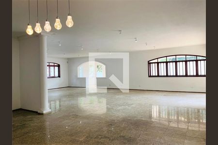 Casa à venda com 4 quartos, 800m² em Interlagos, São Paulo