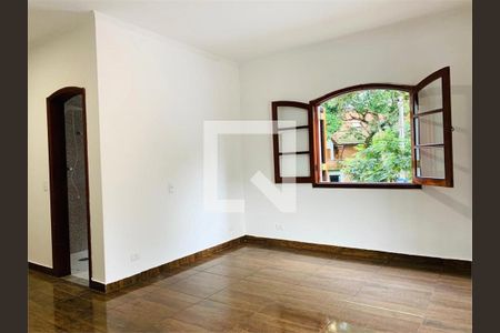 Casa à venda com 4 quartos, 800m² em Interlagos, São Paulo