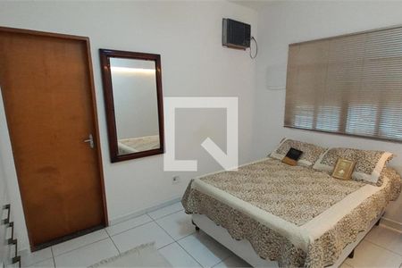 Casa à venda com 8 quartos, 250m² em Santo Amaro, São Paulo