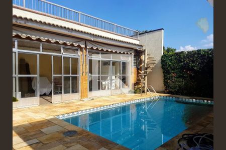 Casa à venda com 3 quartos, 198m² em Brooklin, São Paulo
