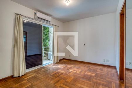 Casa à venda com 4 quartos, 405m² em Chácara Monte Alegre, São Paulo