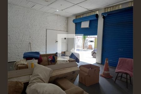 Casa à venda com 3 quartos, 220m² em Chácara Santo Antônio (Zona Sul), São Paulo