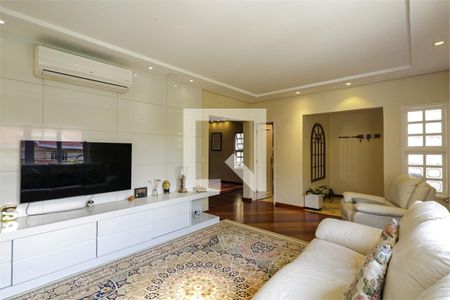 Casa à venda com 4 quartos, 296m² em Chácara Monte Alegre, São Paulo