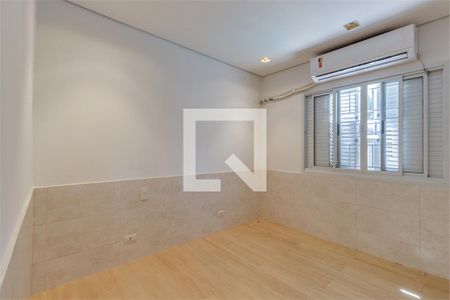 Casa à venda com 4 quartos, 387m² em Santo Amaro, São Paulo