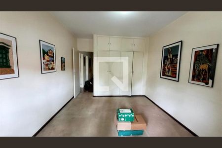 Casa de Condomínio à venda com 4 quartos, 369m² em Vila Elvira, São Paulo