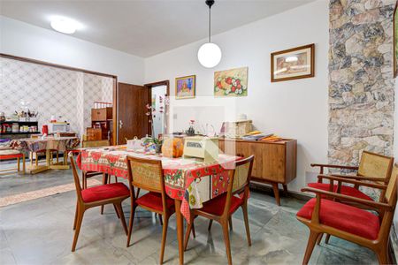 Casa à venda com 4 quartos, 340m² em Jardim Santo Amaro, São Paulo