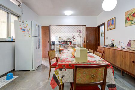 Casa à venda com 4 quartos, 340m² em Jardim Santo Amaro, São Paulo