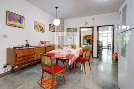 Casa à venda com 4 quartos, 340m² em Jardim Santo Amaro, São Paulo