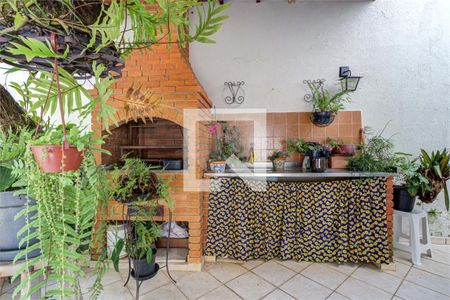 Casa à venda com 3 quartos, 325m² em Santo Amaro, São Paulo