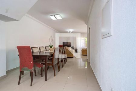 Casa de Condomínio à venda com 4 quartos, 329m² em Granja Julieta, São Paulo