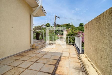 Casa de Condomínio à venda com 4 quartos, 329m² em Granja Julieta, São Paulo