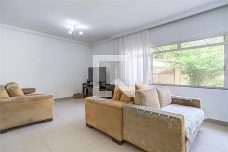 Casa de Condomínio à venda com 4 quartos, 329m² em Granja Julieta, São Paulo