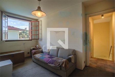 Casa à venda com 4 quartos, 331m² em Granja Julieta, São Paulo