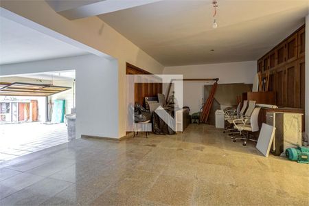 Casa à venda com 5 quartos, 930m² em Jardim Prudência, São Paulo