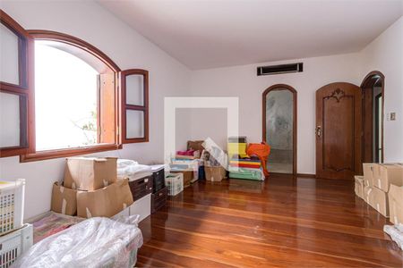 Casa à venda com 5 quartos, 930m² em Jardim Prudência, São Paulo