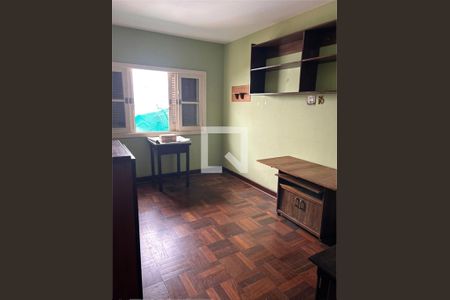 Casa à venda com 3 quartos, 270m² em Jardim Santa Helena, São Paulo