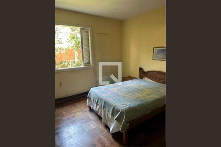 Casa à venda com 3 quartos, 270m² em Jardim Santa Helena, São Paulo
