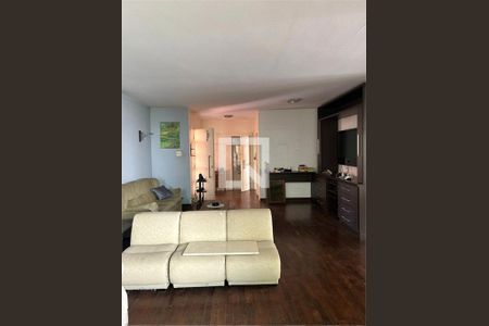 Casa à venda com 3 quartos, 270m² em Jardim Santa Helena, São Paulo