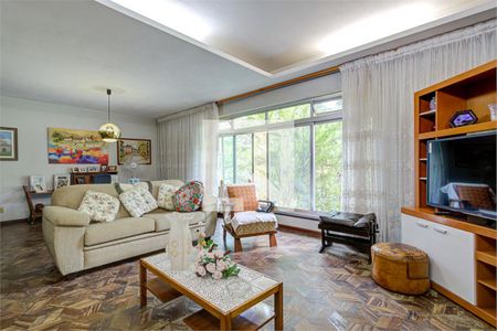 Casa à venda com 4 quartos, 340m² em Santo Amaro, São Paulo