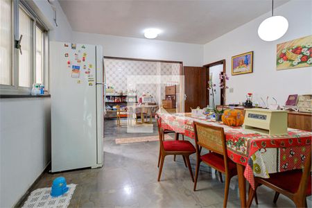 Casa à venda com 4 quartos, 340m² em Santo Amaro, São Paulo