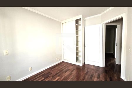 Casa à venda com 4 quartos, 332m² em Jardim Cordeiro, São Paulo