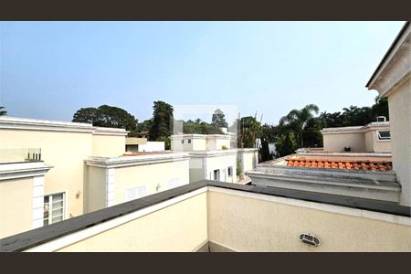 Casa à venda com 4 quartos, 332m² em Jardim Cordeiro, São Paulo